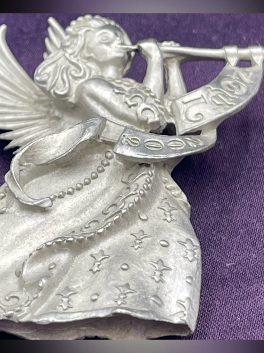 VTG Avon Annual Solid Pewter Ornament:  Year “2002” Christmas Angel Noel Trumpet